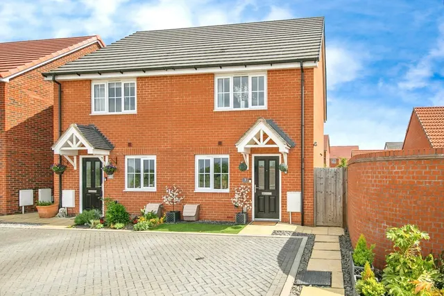 Oak Apple Drive, Stowupland, Stowmarket, Suffolk, IP14, photo 1