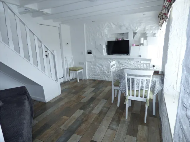 Sea View Cottages, Conwy, LL31, photo 2