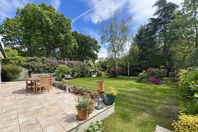 Alyth Road, BH3, photo 2