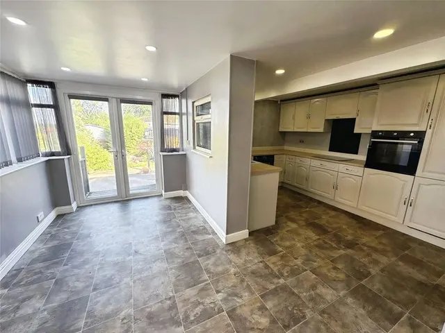 Photo 3 — Hall Villa Lane, Toll Bar, South Yorkshire, DN5