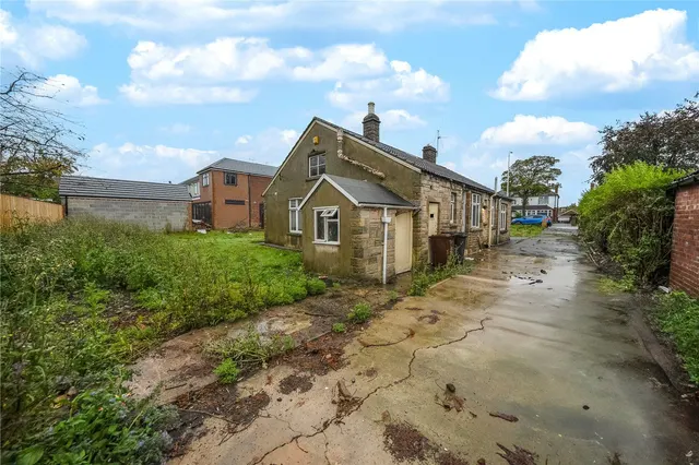 Street Lane, Leeds, LS8, photo 2