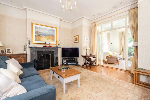 Rothsay Gardens, Bedford, MK40, photo 2