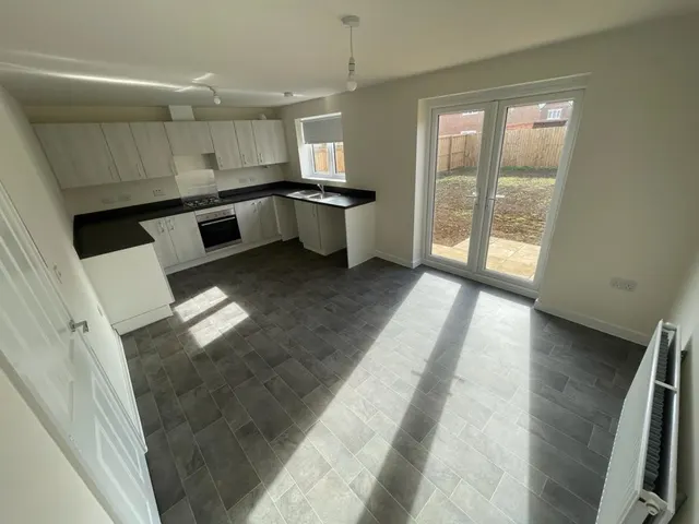 Photo 3 — Stonecroft, Hodthorpe, Worksop