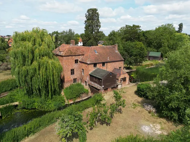 Mill Bank, Fladbury, WR10, photo 2