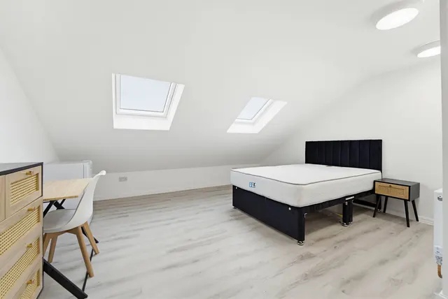 Gloucester Road, Acton, W3, photo 1