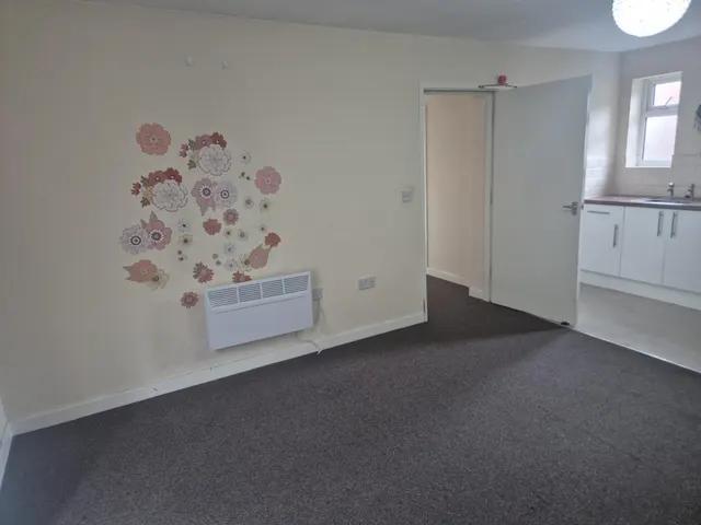 Chapel Ash, Wolverhampton, WV3, photo 2