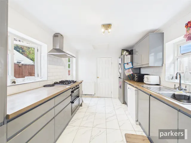 Powney Road, Maidenhead, SL6, photo 2