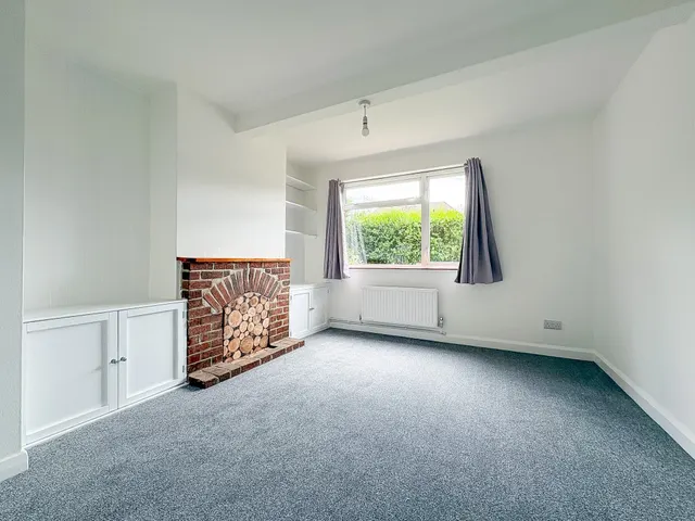 Photo 2 — Aldervale Cottages, Crowborough