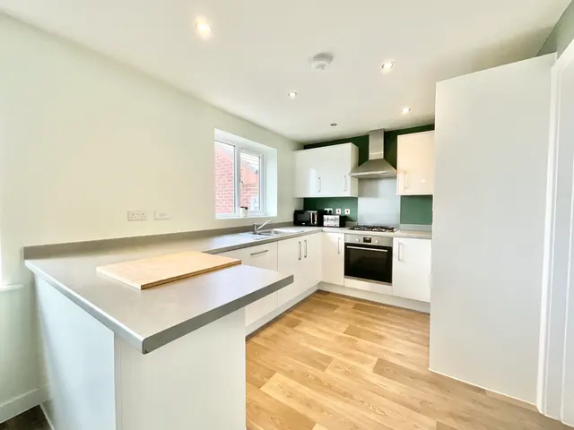 Hughes Drive, Stone, ST15, photo 3