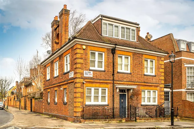 Photo 2 — Townshend Road, St John's Wood, London, NW8 6LE