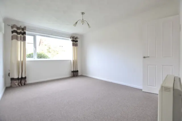 Bijou Court, Kingsholm, photo 3