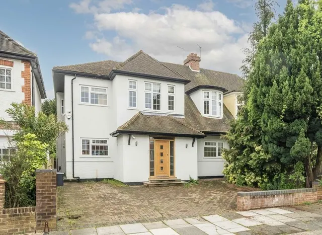 Stuart Avenue, Ealing, W5, photo 1