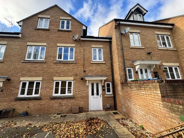 Rosebery Mews, High Wycombe, HP13, photo 1