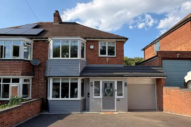 Stourbridge Road, Halesowen, photo 1