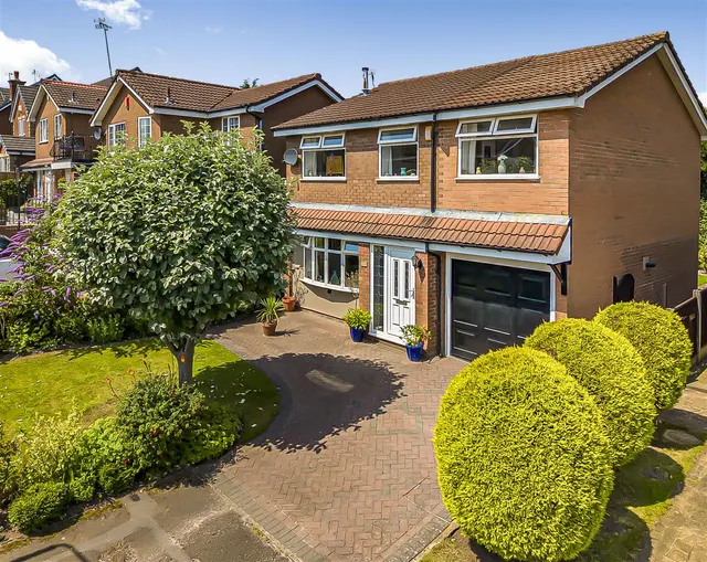 Raylees, Ramsbottom, Bury, BL0 9HW, photo 1