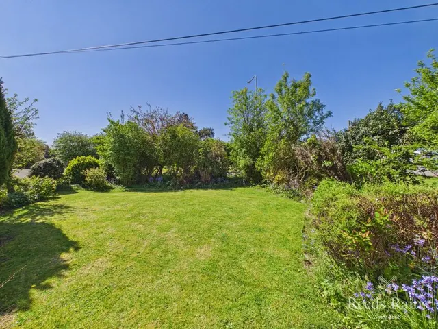 Photo 3 — Longdales Lane, Coniston, East Riding of Yorkshire, HU11