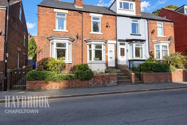 Firth Park Crescent, Sheffield, photo 1