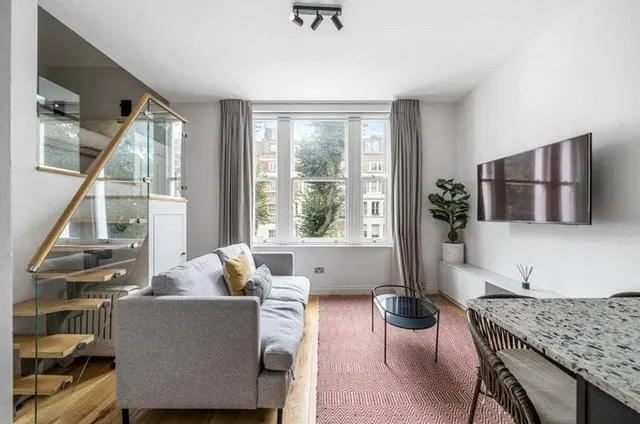 Coleherne Road, London, SW10, photo 1