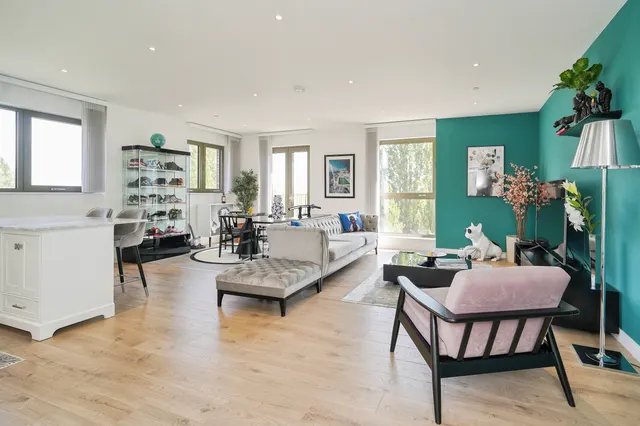 20 Armada Way, London, photo 1