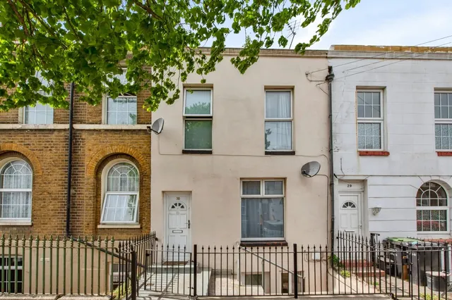 Edwin Street, Gravesend, DA12, photo 1