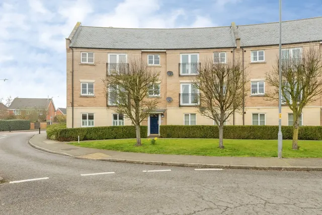 Holly Blue Road, Wymondham, Norfolk, NR18, photo 1