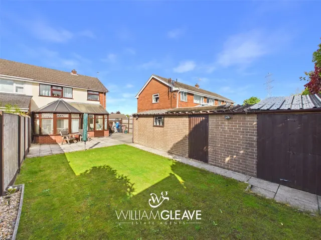 Photo 2 — Brunswood Green, Hawarden, Deeside, Flintshire, CH5 3JA