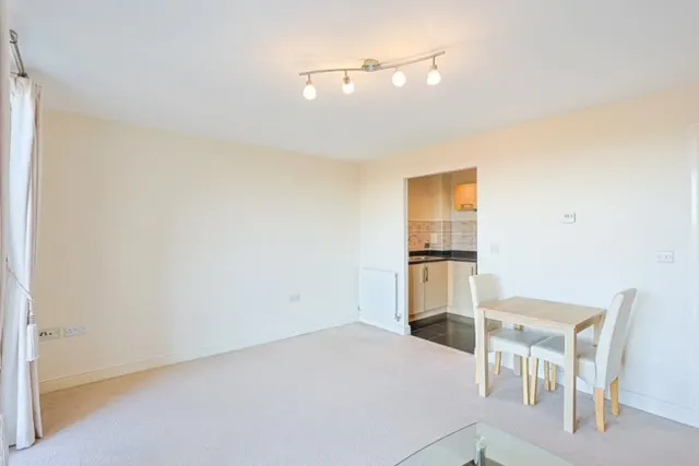 Conrad Court, Colindale, NW9, photo 3