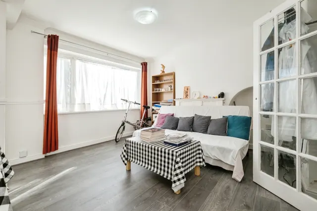 Perry Villa Drive, Birmingham, B42, photo 2