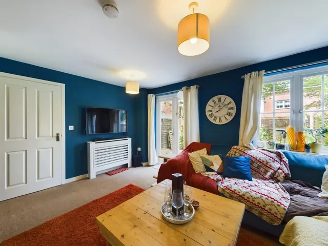 Arvina Close, North Hykeham, LN6, photo 3