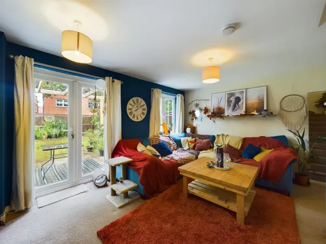Arvina Close, North Hykeham, LN6, photo 2