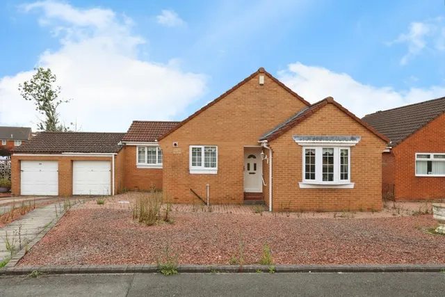 Sandown Drive, Newton Aycliffe, photo 1