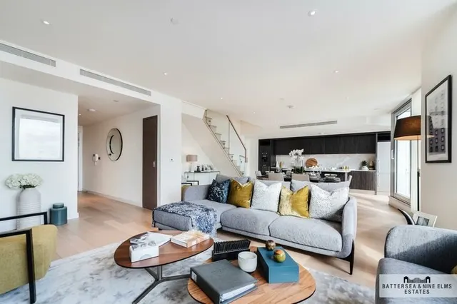 Charrington Tower, New Providence Wharf, E14, photo 1