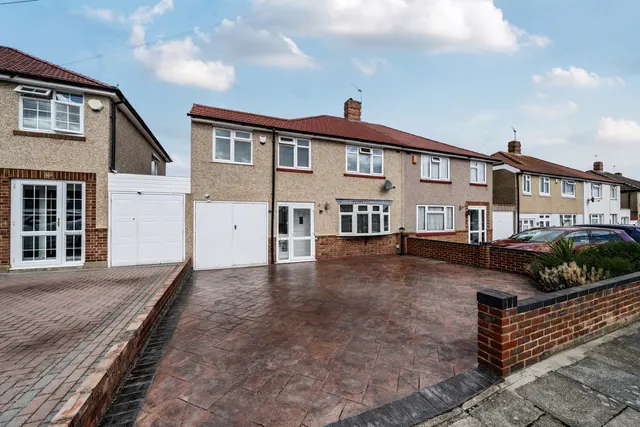 Ightham Road, DA8, photo 1