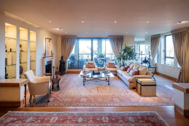 Summit Lodge, Lower Terrace, Hampstead, London, NW3 6RF, photo 1