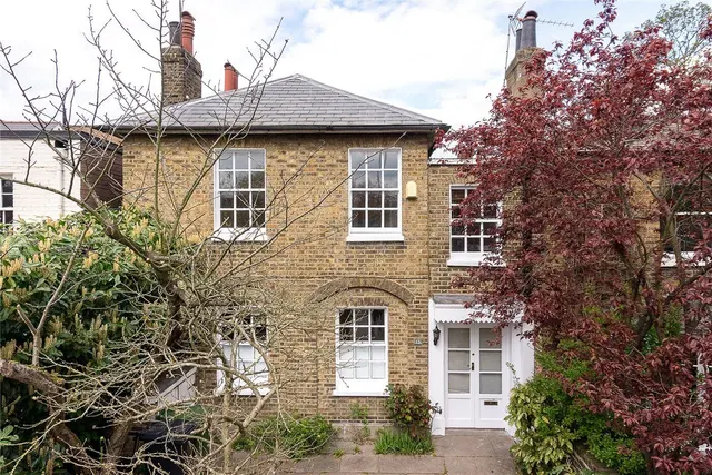 St. Johns Grove, Richmond, TW9, photo 1
