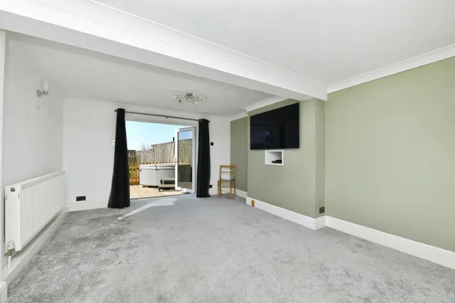 Charlton Road, Plymouth, PL6, photo 2