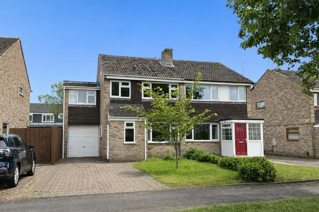 Manning Road, Moulton, Northampton, NN3 7XD, photo 1