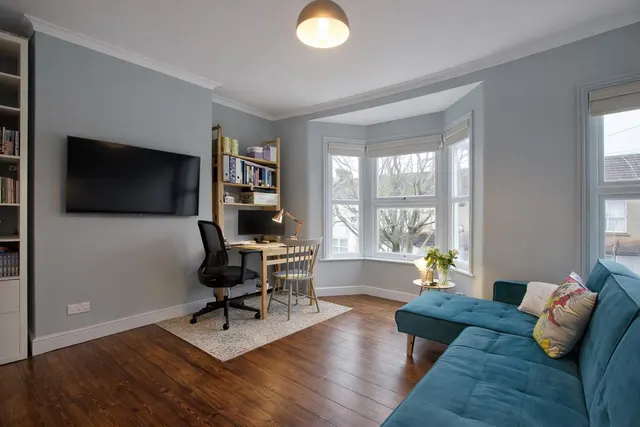 Photo 3 — Richford Road, London, E15 3PQ