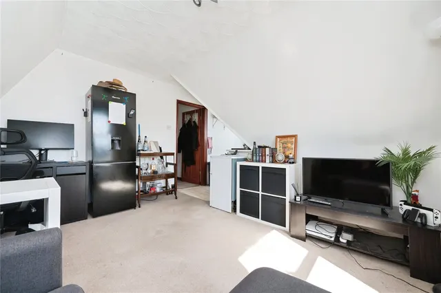 Howard Road, Southampton, SO15, photo 2