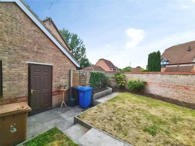 Longstock Close, Oakwood, DE21, photo 2