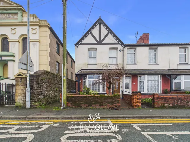 Coleshill Street, Holywell, Flintshire, CH8 7UP, photo 1