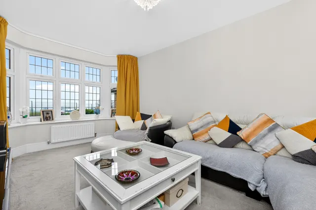 Counthill Road, Oldham, OL4, photo 2