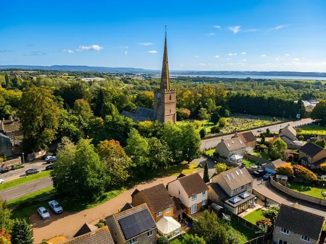 Steeple View, Lydney, GL15, photo 2
