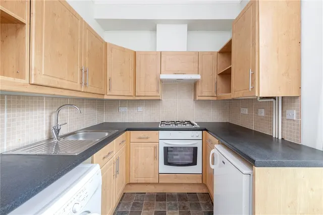 Bathampton Lane, BA2, photo 2