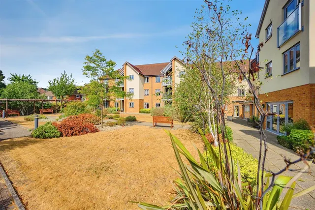London Road, St. Albans, AL1, photo 2