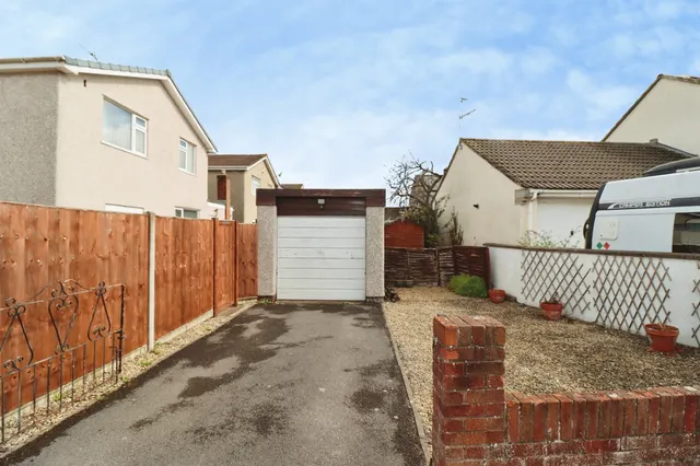 Orchard Road, Coalpit Heath, BS36, photo 2