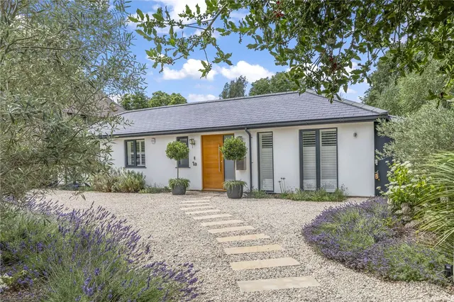 Nightingale Road, Hampton, United Kingdom, TW12 3HU, photo 1