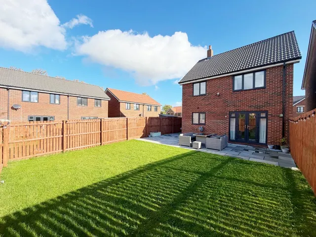 Cartwright Close, Sedgefield, TS21, photo 3