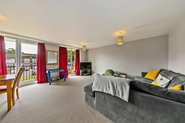 River Reach, Teddington, TW11, photo 3