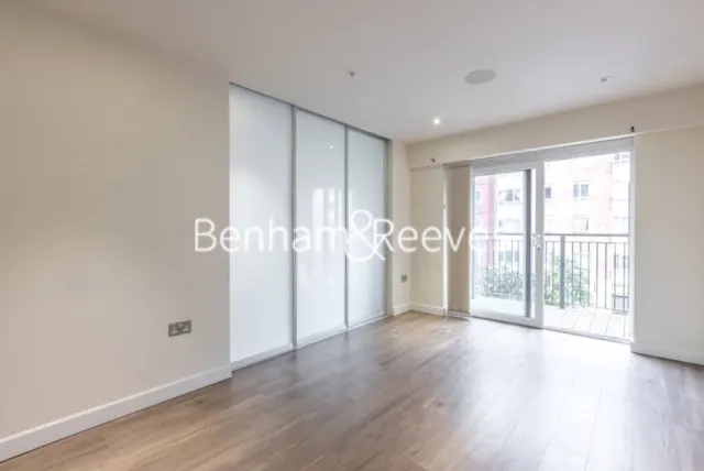 Boulevard Drive, Beaufort Park, NW9, photo 3